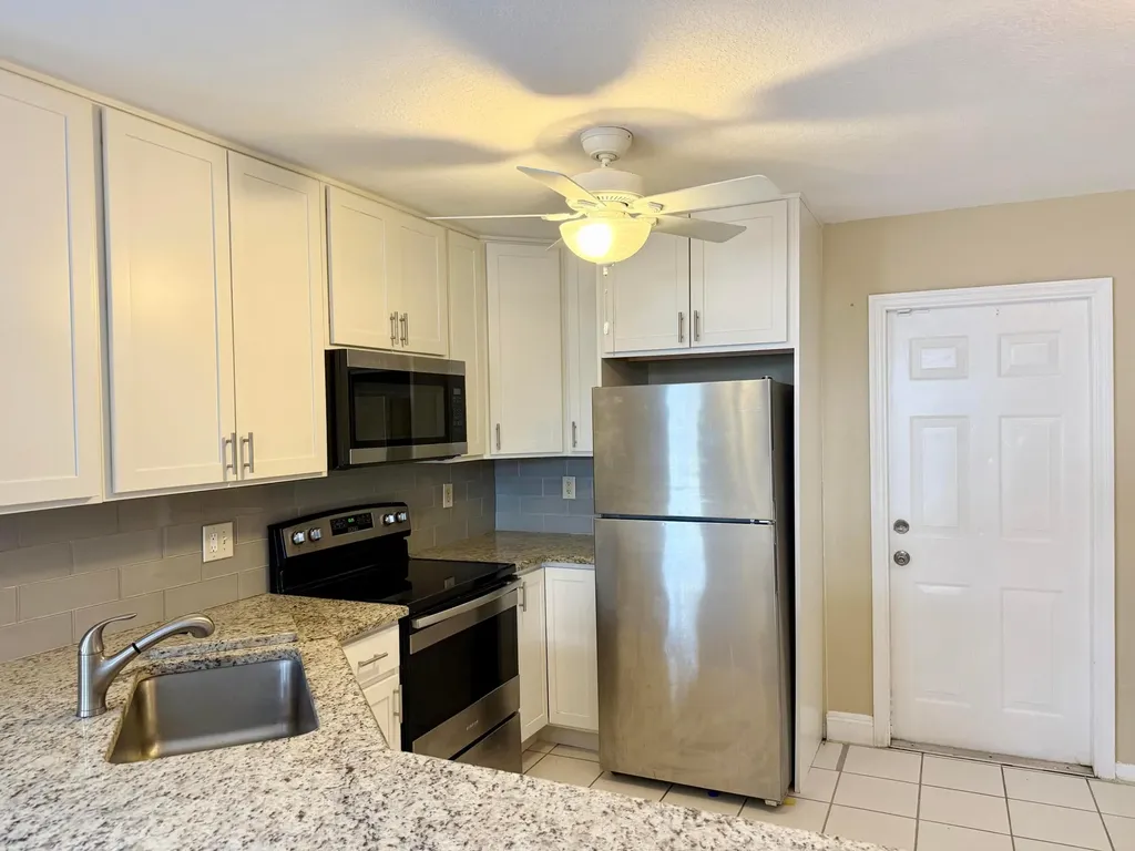 13614 Yarmouth Court Wellington FL 33414