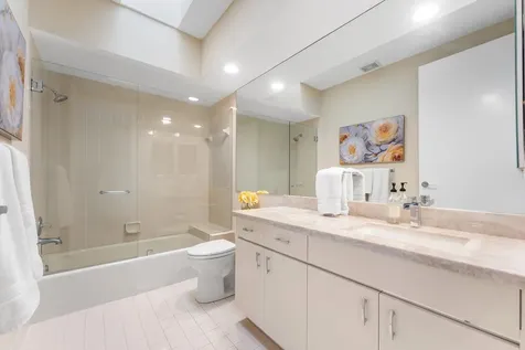 5863 Waterford Boca Raton FL 33496