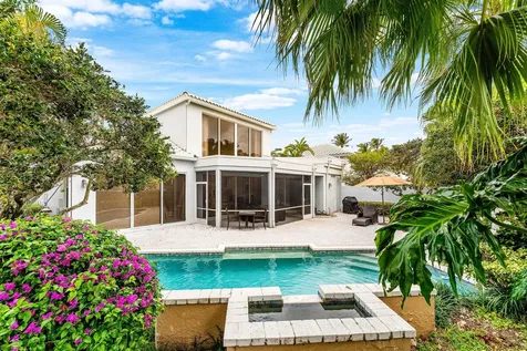 5863 Waterford Boca Raton FL 33496