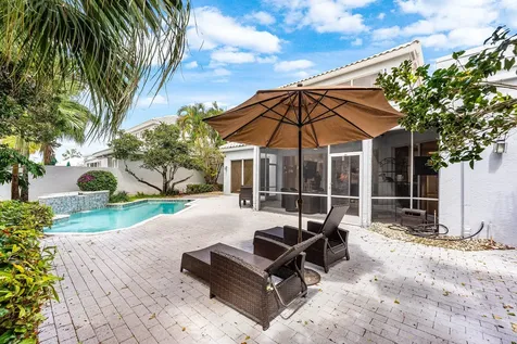 5863 Waterford Boca Raton FL 33496