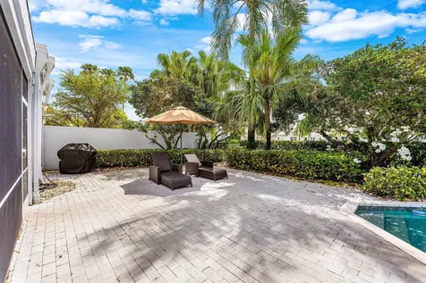 5863 Waterford Boca Raton FL 33496