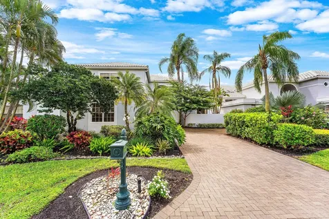 5863 Waterford Boca Raton FL 33496