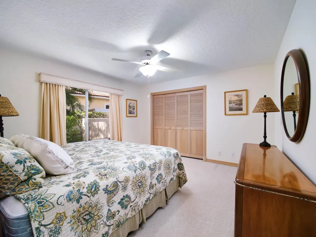 206 Thornton Court Palm Beach Gardens FL 33418
