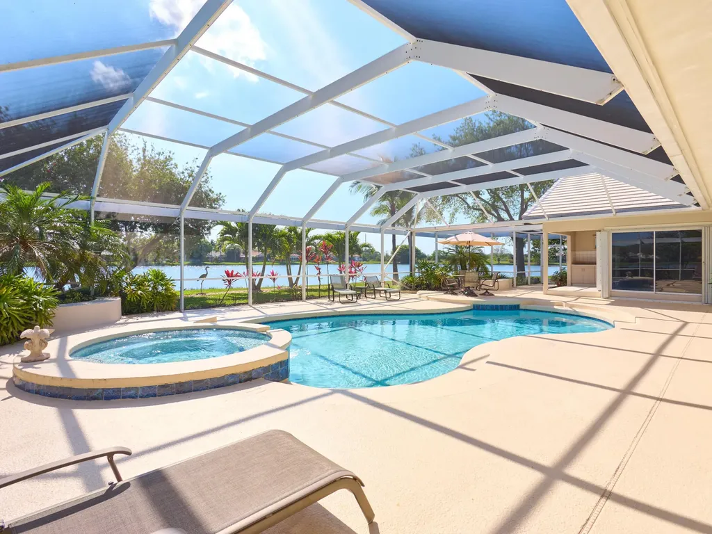 206 Thornton Court Palm Beach Gardens FL 33418
