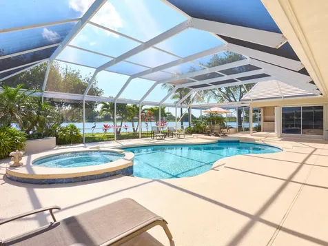 206 Thornton Court Palm Beach Gardens FL 33418