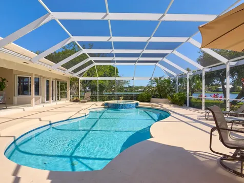 206 Thornton Court Palm Beach Gardens FL 33418
