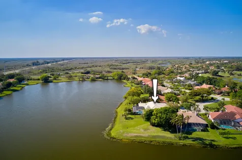 206 Thornton Court Palm Beach Gardens FL 33418