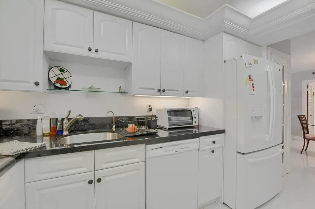3221 S Ocean Boulevard Highland Beach FL 33487