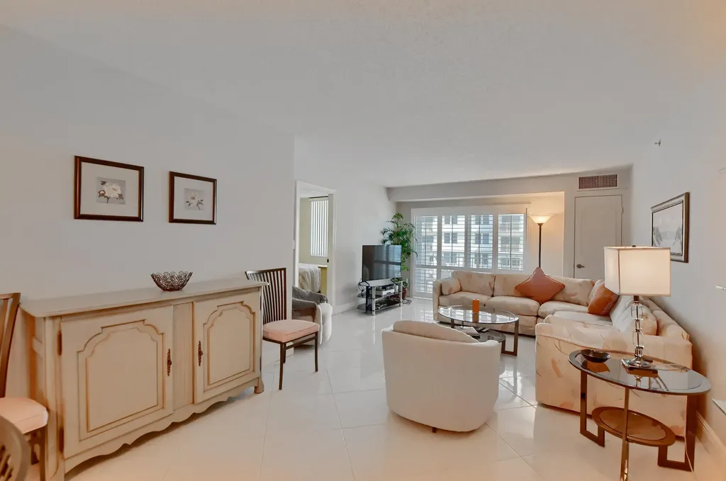 3221 S Ocean Boulevard Highland Beach FL 33487