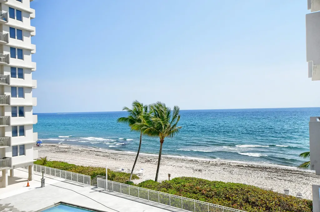3221 S Ocean Boulevard Highland Beach FL 33487
