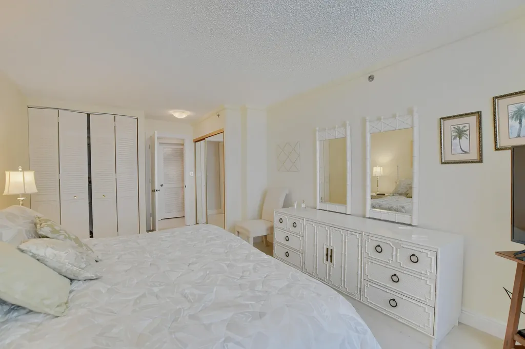 3221 S Ocean Boulevard Highland Beach FL 33487