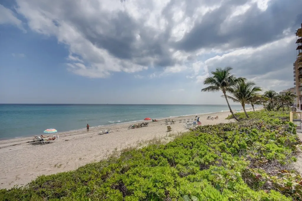 3221 S Ocean Boulevard Highland Beach FL 33487