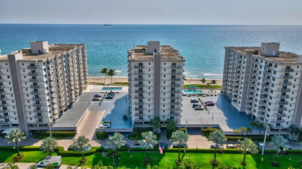3221 S Ocean Boulevard Highland Beach FL 33487