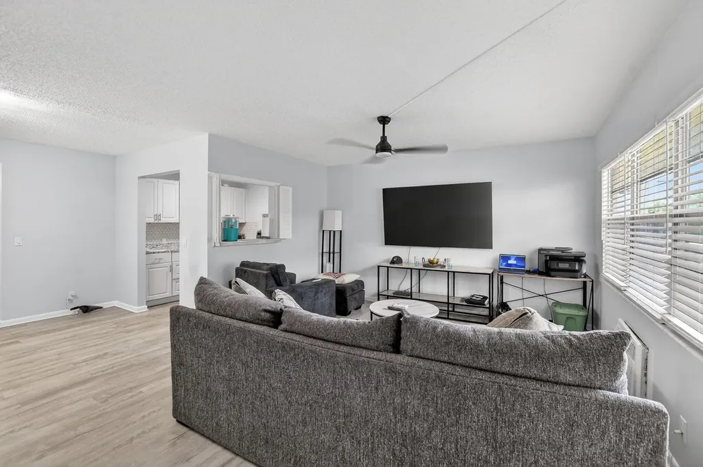 485 Mansfield L Boca Raton FL 33434