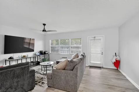 485 Mansfield L Boca Raton FL 33434