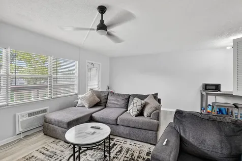 485 Mansfield L Boca Raton FL 33434