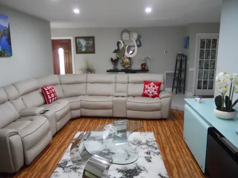 2755 NW 84th Avenue Coral Springs FL 33065