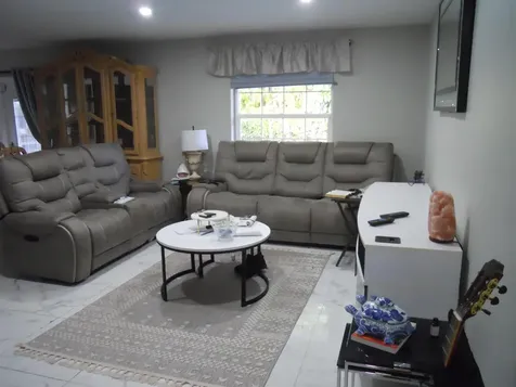 2755 NW 84th Avenue Coral Springs FL 33065