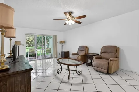 2201 Lucaya Bend Coconut Creek FL 33066