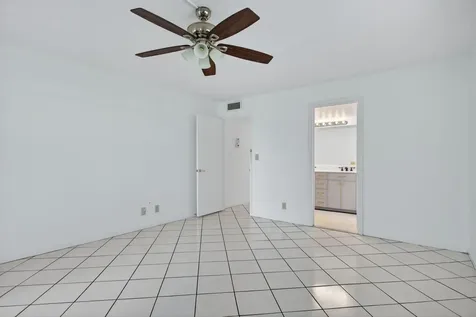 2201 Lucaya Bend Coconut Creek FL 33066