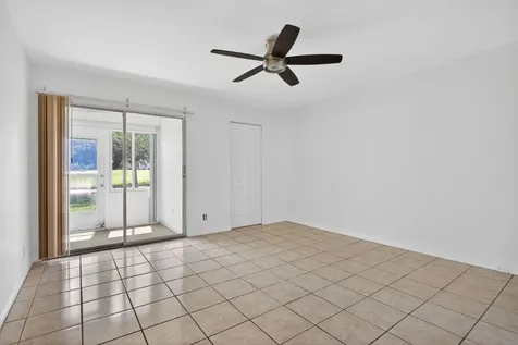 3203 Portofino Point Coconut Creek FL 33066