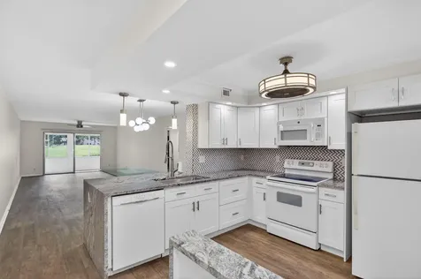 3203 Portofino Point Coconut Creek FL 33066