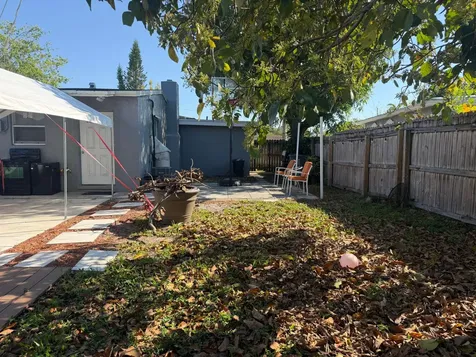 729 Cherry Road West Palm Beach FL 33409