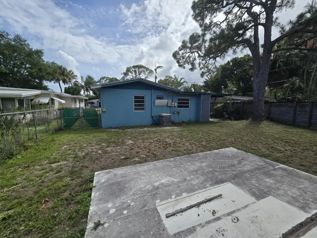 1107 SW 19th Street Fort Lauderdale FL 33315