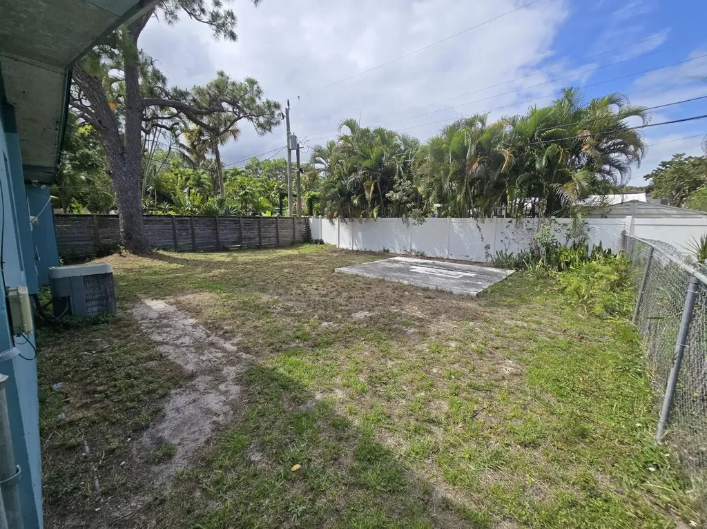 1107 SW 19th Street Fort Lauderdale FL 33315