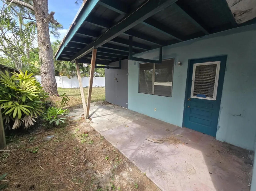 1107 SW 19th Street Fort Lauderdale FL 33315