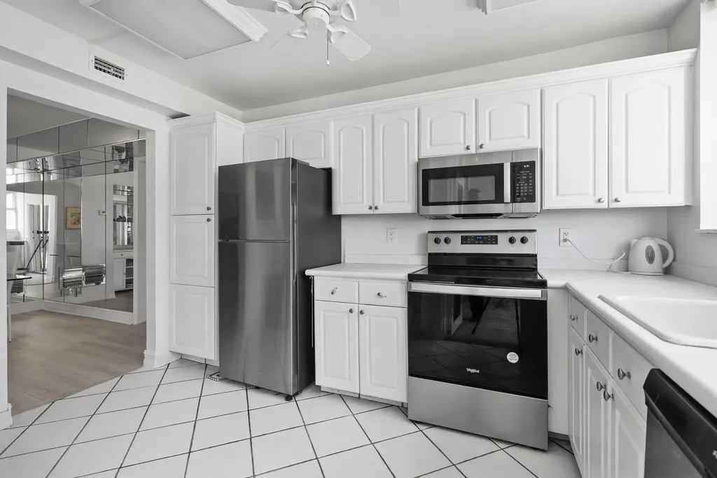 1239 Hillsboro Mile Hillsboro Beach FL 33062