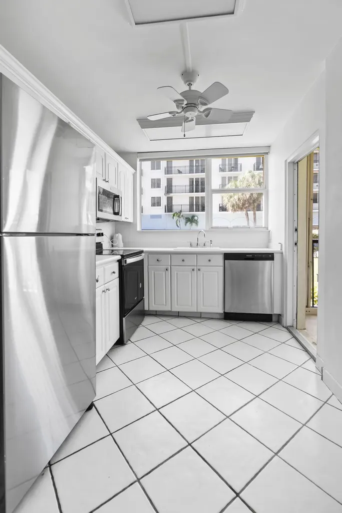 1239 Hillsboro Mile Hillsboro Beach FL 33062