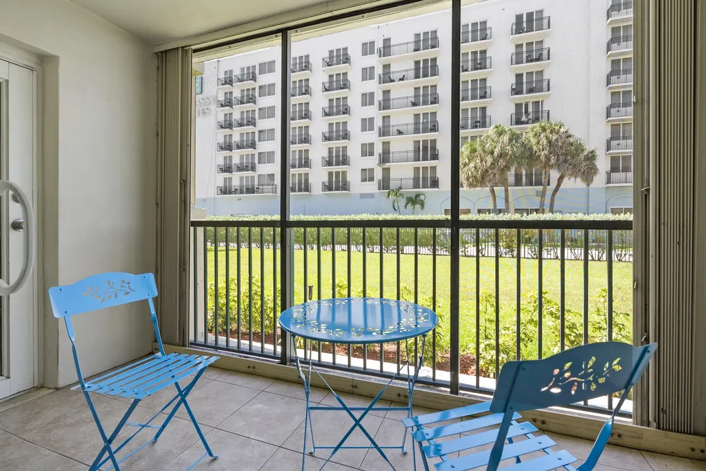 1239 Hillsboro Mile Hillsboro Beach FL 33062