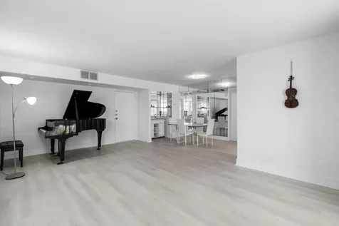 1239 Hillsboro Mile Hillsboro Beach FL 33062