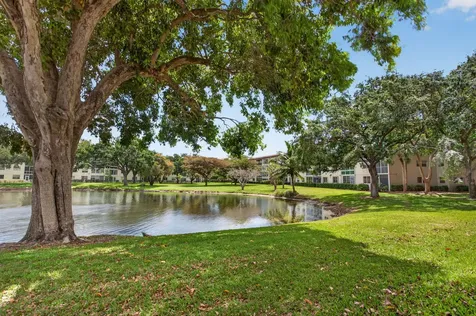 1202 Bahama Bend Coconut Creek FL 33066
