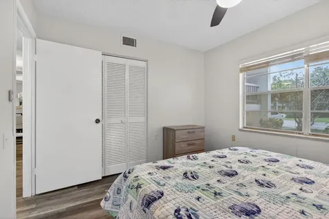 1202 Bahama Bend Coconut Creek FL 33066