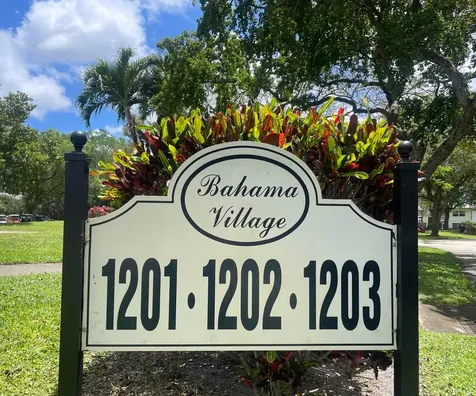 1202 Bahama Bend Coconut Creek FL 33066