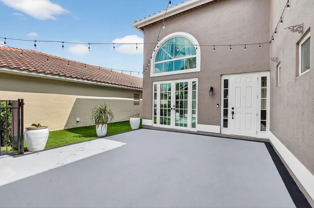 11038 Baybreeze Way Boca Raton FL 33428