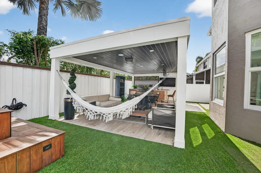 11038 Baybreeze Way Boca Raton FL 33428