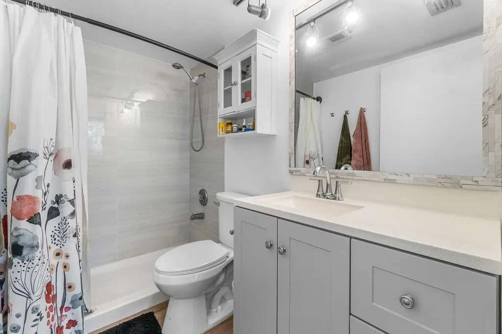 2825 SW 22nd Avenue Delray Beach FL 33445