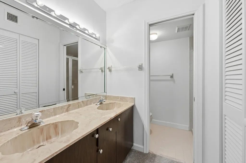 9633 Riverside Drive Coral Springs FL 33071