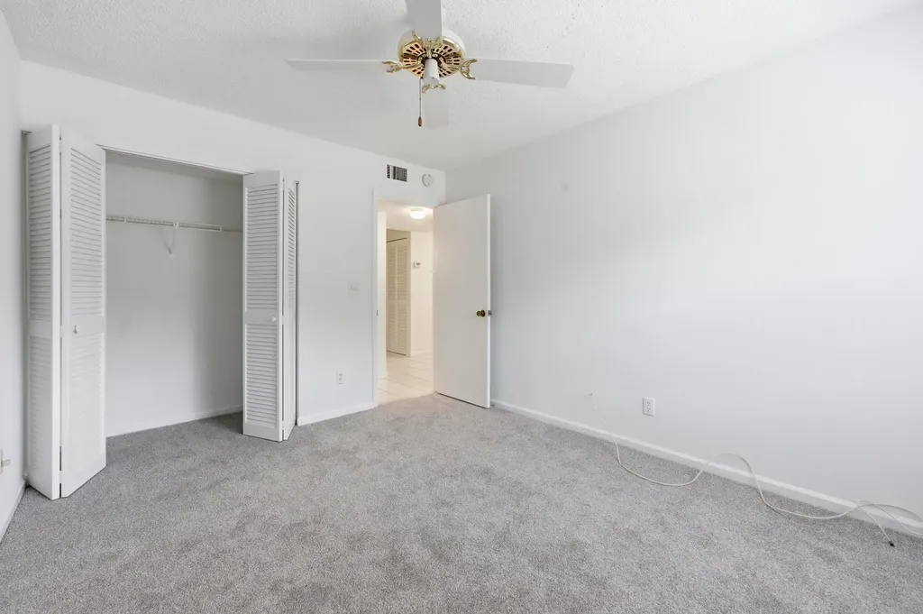 9633 Riverside Drive Coral Springs FL 33071