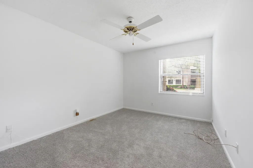 9633 Riverside Drive Coral Springs FL 33071