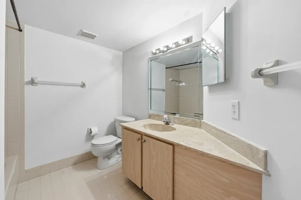 9633 Riverside Drive Coral Springs FL 33071