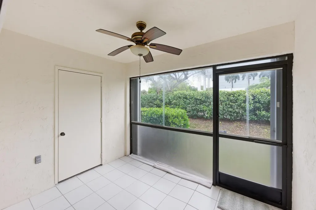 9633 Riverside Drive Coral Springs FL 33071