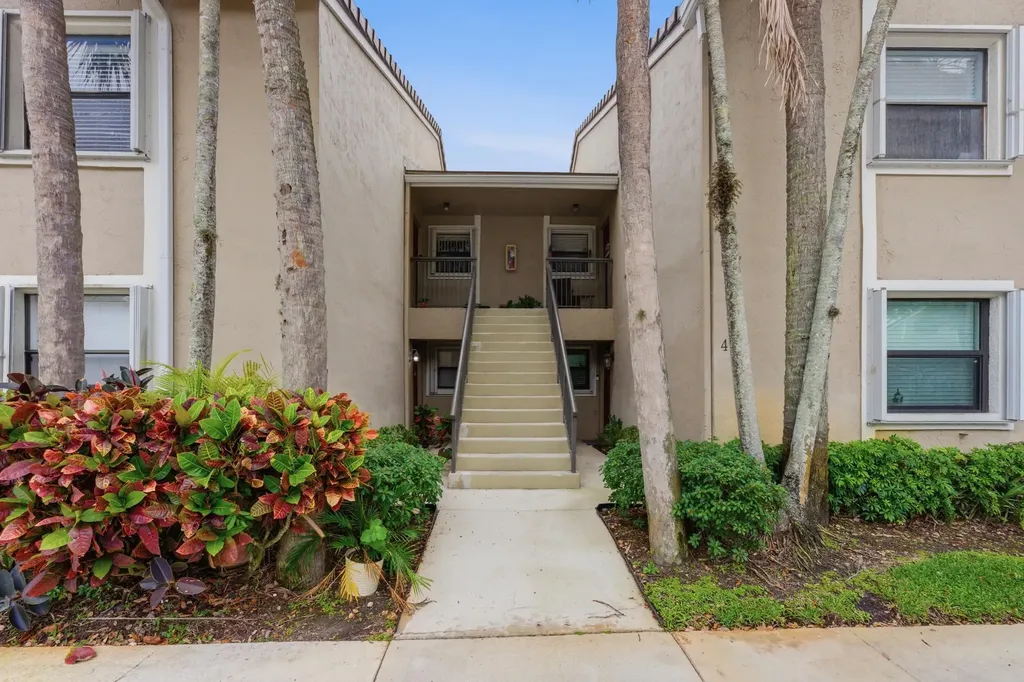 9633 Riverside Drive Coral Springs FL 33071