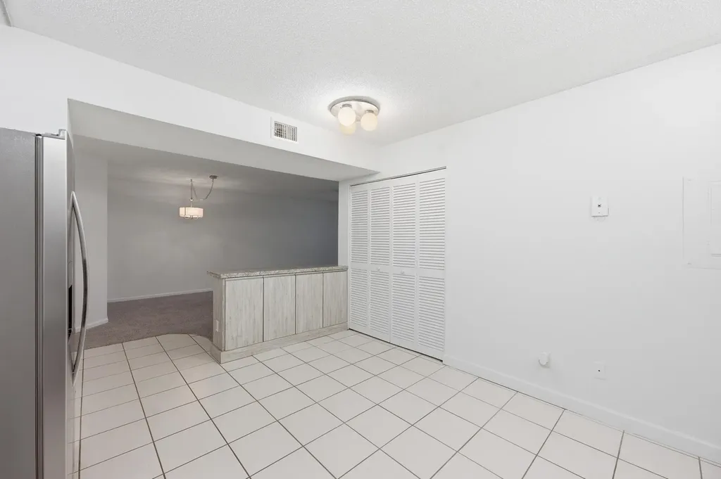 9633 Riverside Drive Coral Springs FL 33071