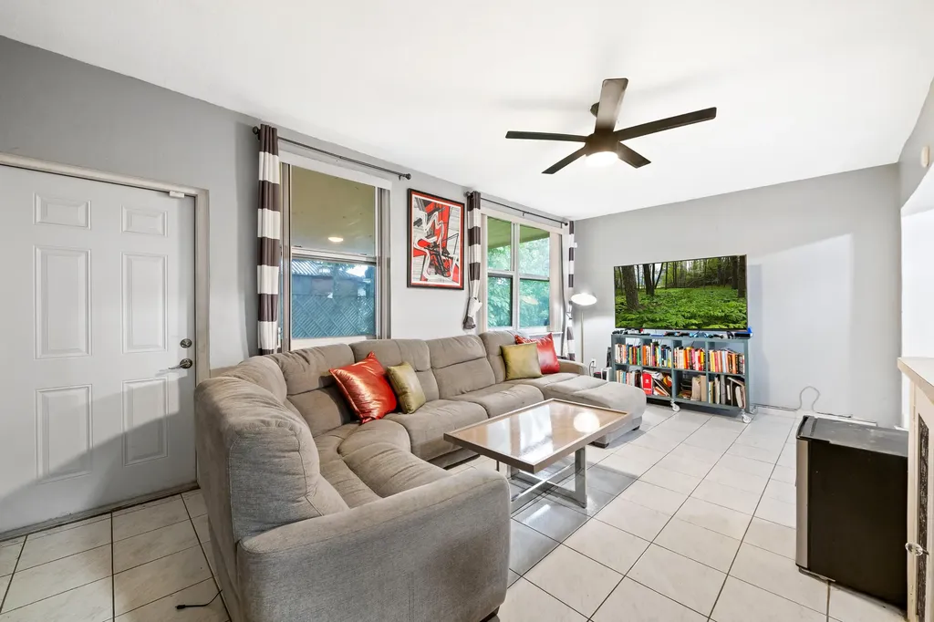 3941 NW 46th Avenue Fort Lauderdale FL 33319