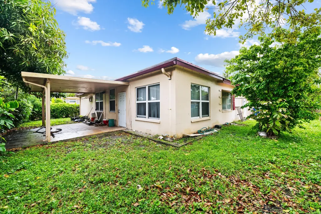 3941 NW 46th Avenue Fort Lauderdale FL 33319