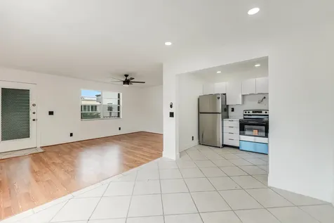 560 Capri Delray Beach FL 33484